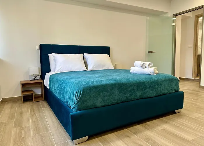 Academys Modern s By Urban Retreat